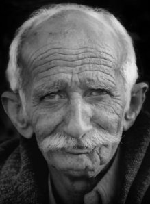 Old-man-black-white
